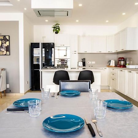Mellieha, Luxury 3 Bedroom Azure Maisonette Buitenkant foto